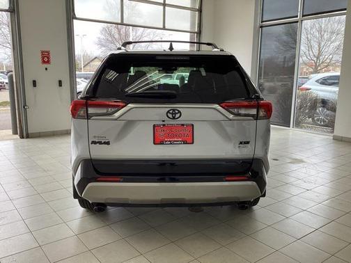2025 Toyota RAV4 Hybrid SE