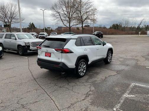 2023 Toyota RAV4 XLE Premium