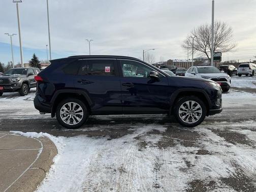 2025 Toyota RAV4 XLE Premium