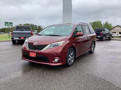 2017 Toyota Sienna SE
