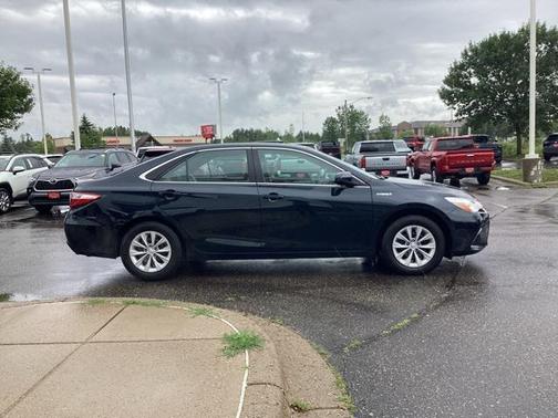 2016 Toyota Camry Hybrid LE