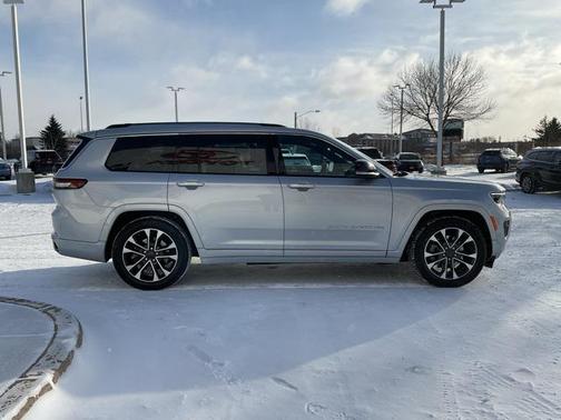 2023 Jeep Grand Cherokee L Overland