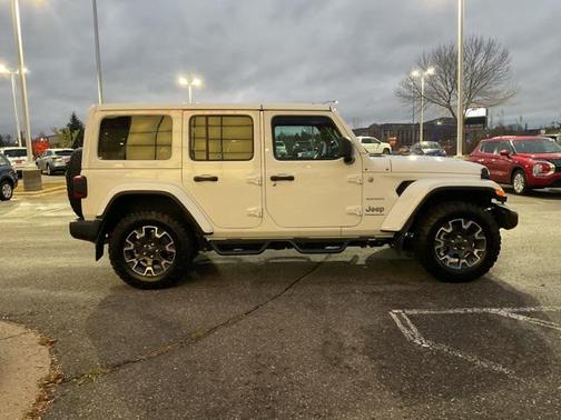 2024 Jeep Wrangler 4-Door Sahara 4x4