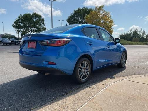 2019 Toyota Yaris Sedan LE