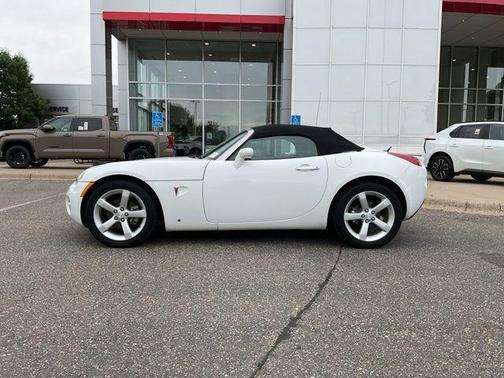 Pure (Summit White) 2008 Pontiac Solstice Base