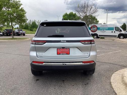 2022 Jeep Grand Cherokee Limited X