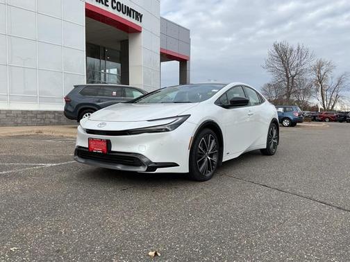 2024 Toyota Prius XLE