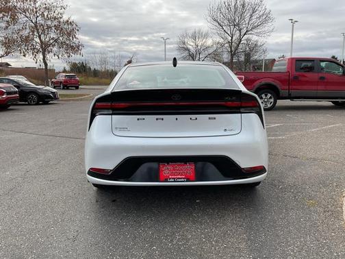 2024 Toyota Prius XLE
