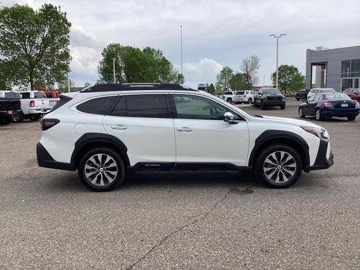 2024 Subaru Outback Touring