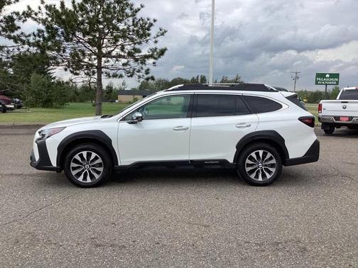 2024 Subaru Outback Touring