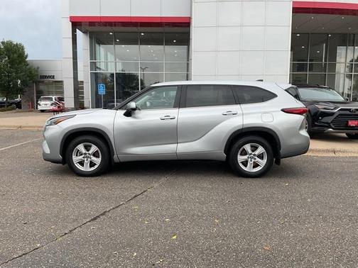 2021 Toyota Highlander LE
