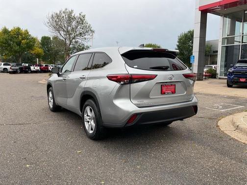 2021 Toyota Highlander LE