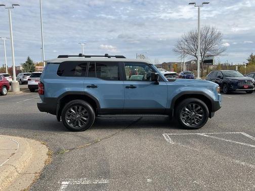 2025 Toyota Land Cruiser Base