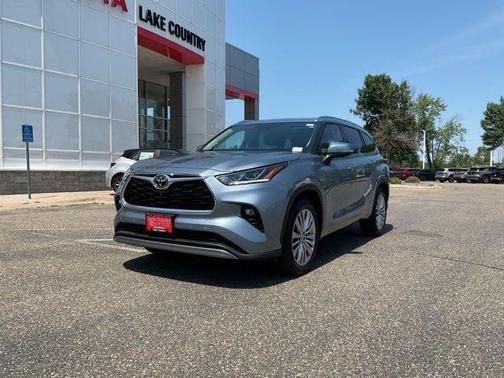 Blue 2023 Toyota Highlander Platinum