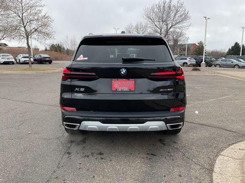 Black 2026 BMW X5 xDrive40i