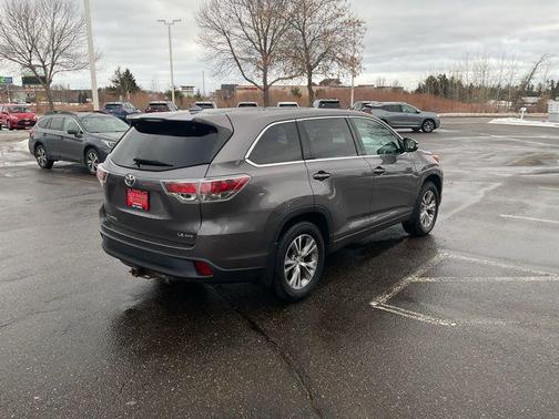 Predawn Gray Mica 2015 Toyota Highlander LE Plus