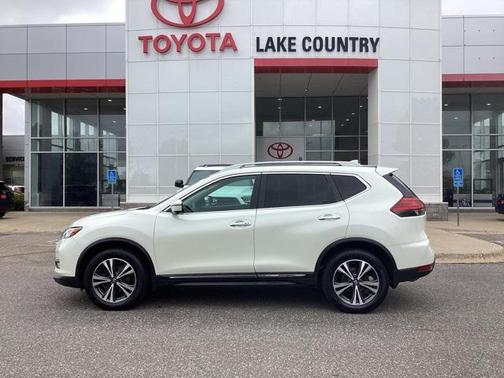 2017 Nissan Rogue SL