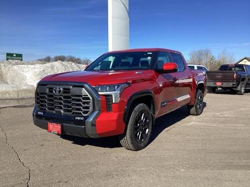 2025 Toyota Tundra Hybrid Platinum