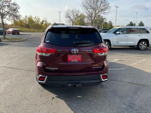 2017 Toyota Highlander Limited