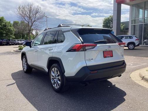 2022 Toyota RAV4 XLE Premium