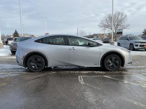 2024 Toyota Prius LE