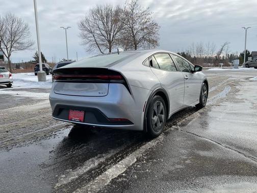 2024 Toyota Prius LE