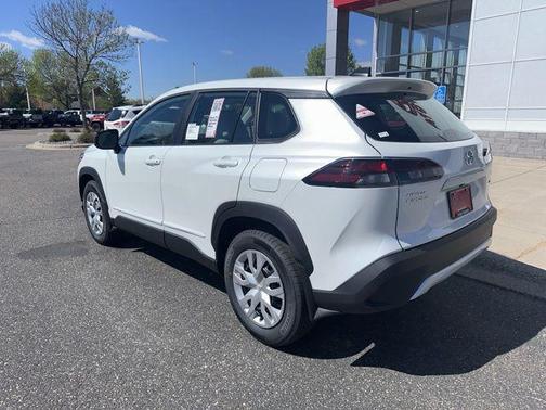 Wind Chill Pearl 2026 Toyota Corolla Cross L