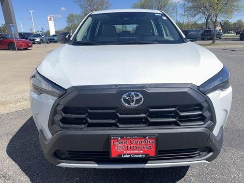 Wind Chill Pearl 2026 Toyota Corolla Cross L