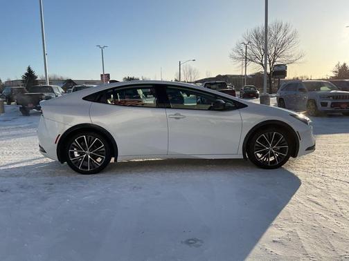 2023 Toyota Prius XLE
