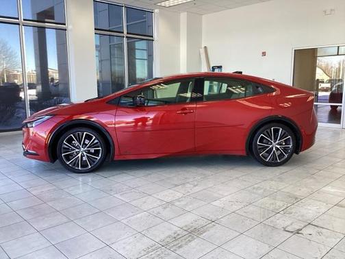 2024 Toyota Prius XLE