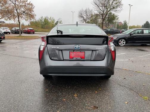 2017 Toyota Prius Four