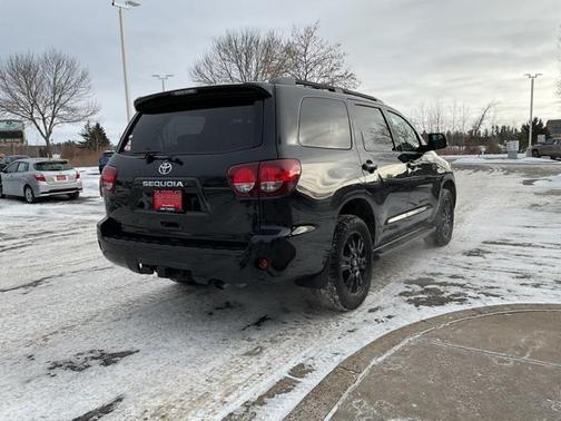 2018 Toyota Sequoia SR5
