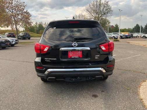2020 Nissan Pathfinder SL 4WD