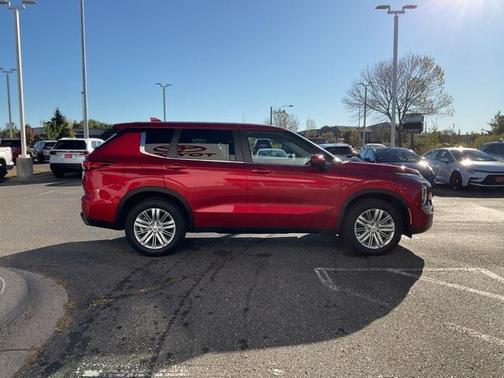 2022 Mitsubishi Outlander ES 2.5 S-AWC