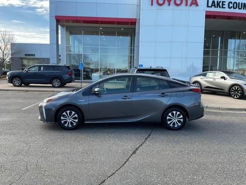 2020 Toyota Prius LE