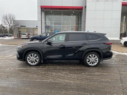 2024 Toyota Highlander Hybrid Limited