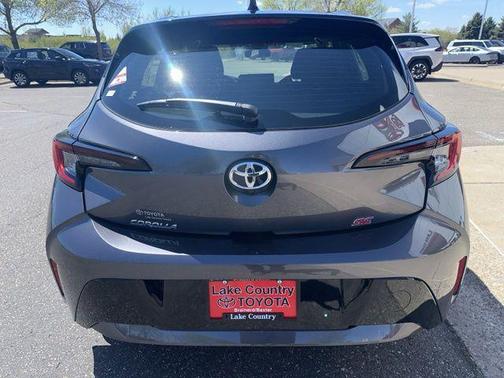 Magnetic Gray Metallic/Midnight Black Metallic 2026 Toyota Corolla SE