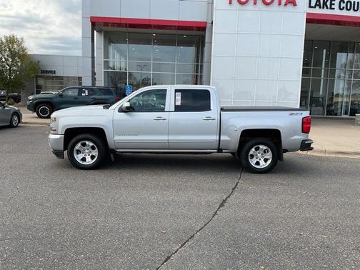2017 Chevrolet Silverado 1500 2LT