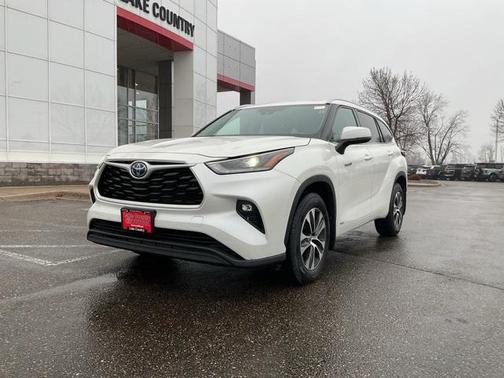 2021 Toyota Highlander Hybrid XLE