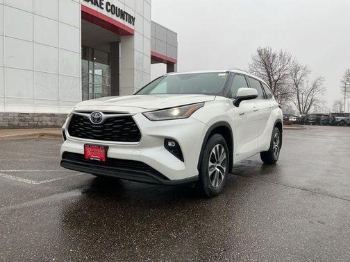 2021 Toyota Highlander Hybrid XLE