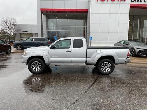 2013 Toyota Tacoma Base