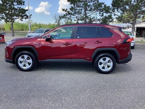 2021 Toyota RAV4 Hybrid XLE