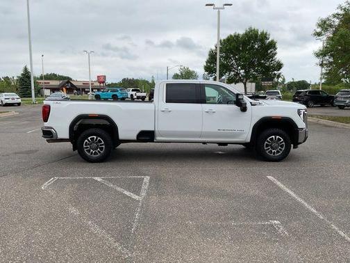 Summit White 2025 GMC Sierra 3500 SLE