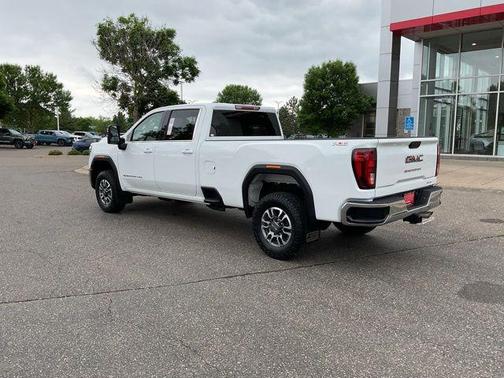 Summit White 2025 GMC Sierra 3500 SLE
