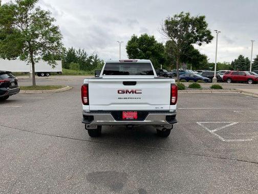 Summit White 2025 GMC Sierra 3500 SLE