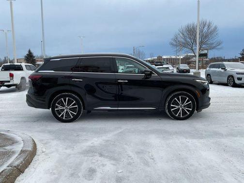 2024 INFINITI QX60 SENSORY