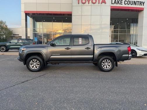 2017 Toyota Tacoma SR5