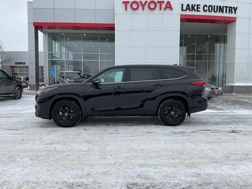 2021 Toyota Highlander LE