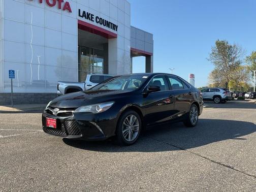 2016 Toyota Camry SE