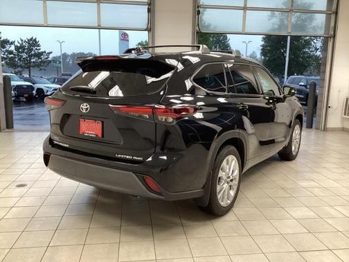 2024 Toyota Highlander Limited